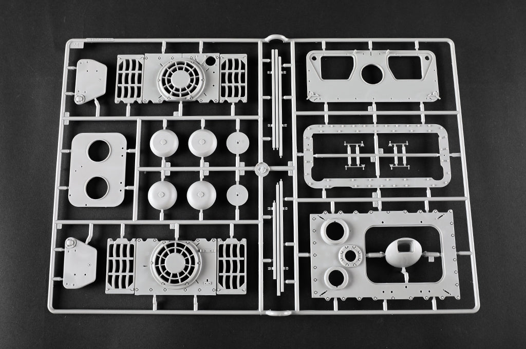 Trumpeter 00948 Char lourd allemand Tiger II - Tourelle Porsche, première production, échelle 1/16 – image 43