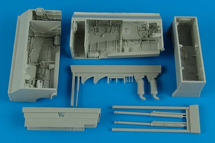 Aires 4507 Su-24M Fencer, baie de train d'atterrissage, échelle 1/48, Trumpeter