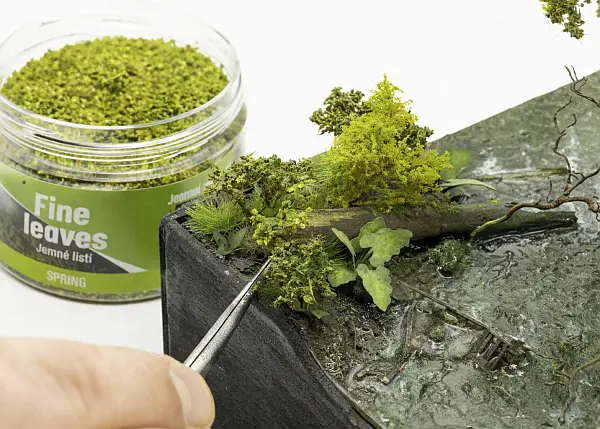 Model Scene 750-13 Fine Leaves - Late Summer Colour 120 ml