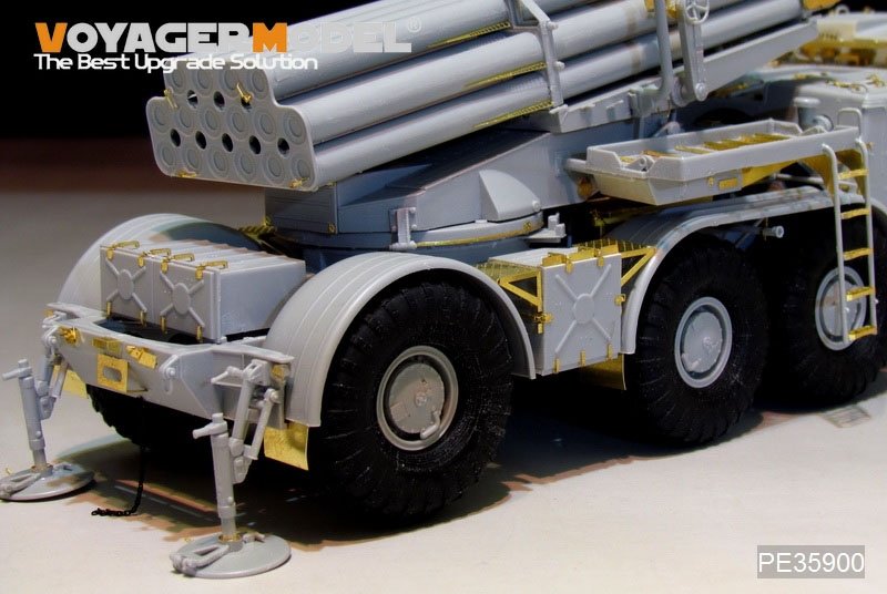 Maquette Voyager PE35900, lance-roquettes multiple russe moderne 9P140 TEL de base 9K57 Uragan (BM-27) pour TRUMPETER au 1/35  – Bild 16