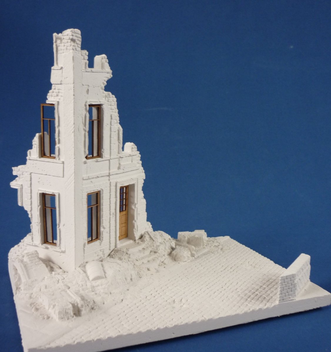 RT-Diorama 35252 Diorama-Base: Corner Ruin Berlin 1/35 – zdjęcie 2