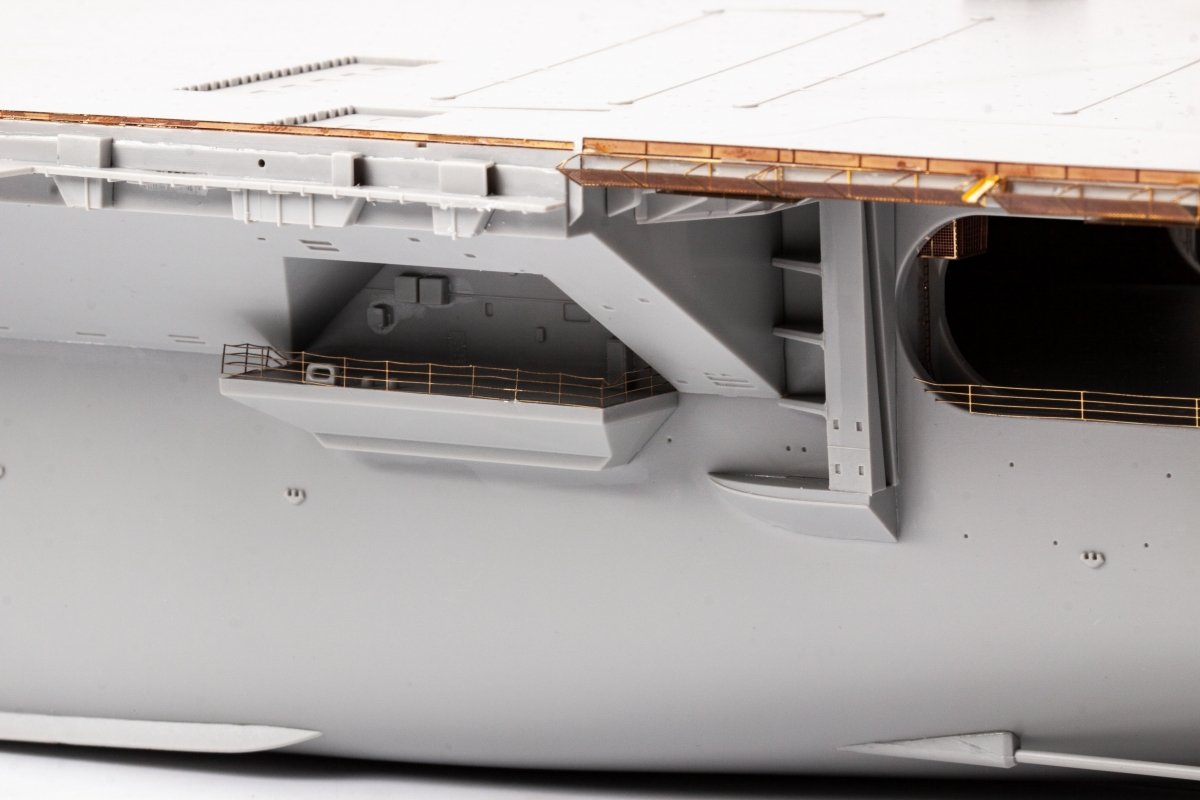 Eduard 53283 USS Constellation CV-64 partie 3 - rambardes et filets de sécurité TRUMPETER 1/350 – immagine 13