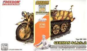 Freedom 16001SP Sd.Kfz. 2 Kettenkraftrad Type HK 101 with Driver 1/16