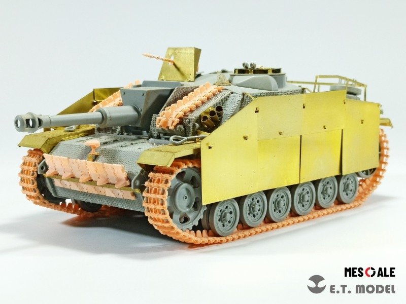 ET Model P35-014 WWII German Pz.Kpfw.III/IV Late Version (Type 6A) Worker Track (Impression 3D) 1/35  – image 3