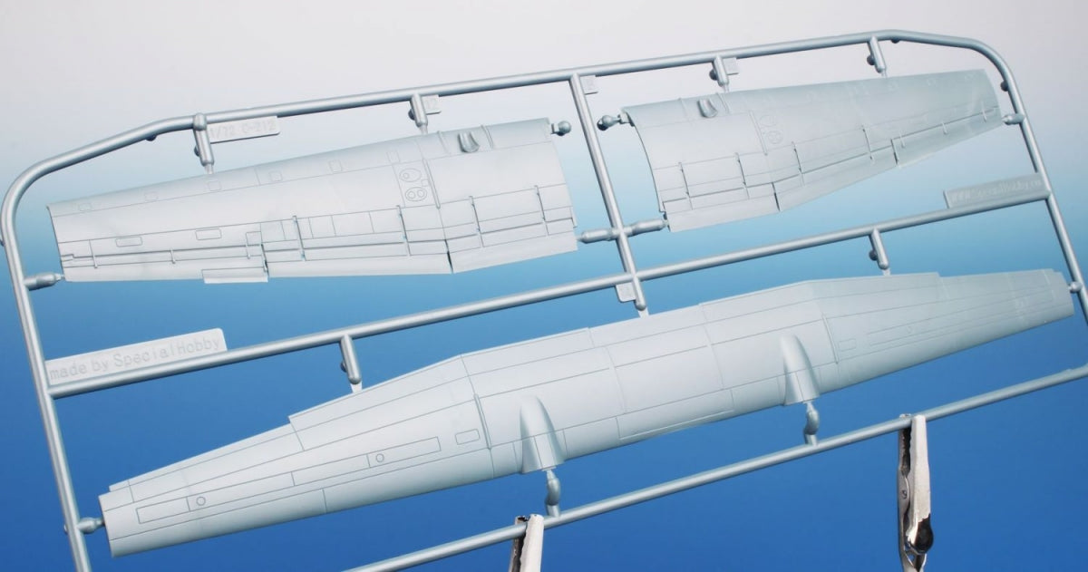 Special Hobby 72489 CASA C-212-300/400 « Casa à long nez » 1/72  – immagine 4