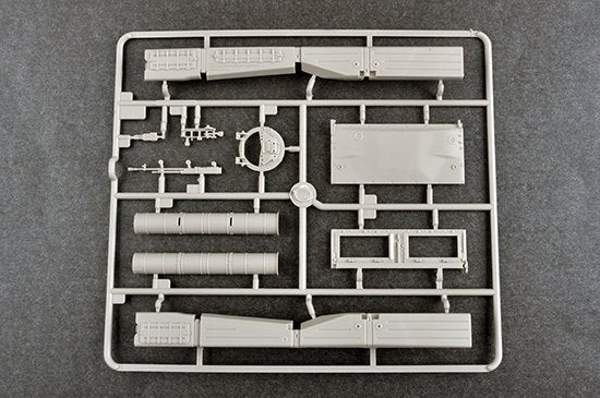 Trumpeter 09587 Char de combat principal russe T-80BVM 1/35 – image 9