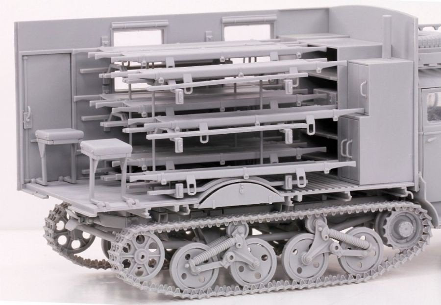 Dragon 6766 Sd.Kfz.3 Ambulance Maultier (1/35) – Bild 14