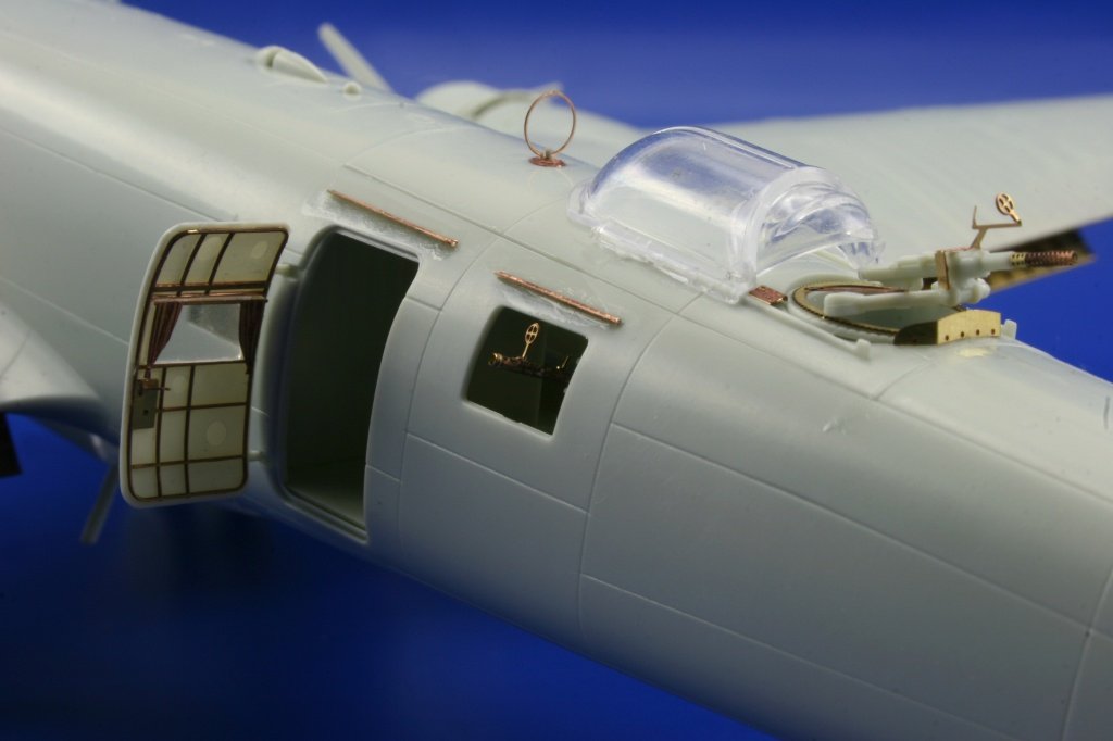 Eduard 72463 Fw 200C Condor extérieur 1/72 REVELL – image 6