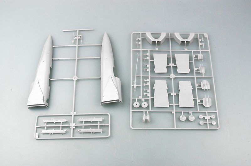 Trumpeter 03209 MiG-23MF Flogger-B 1/32 – image 4