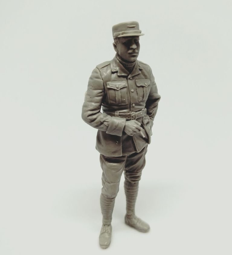 Copper State Models F32-037 Personnel au sol de la marine allemande avec clé 1/32 – image 2