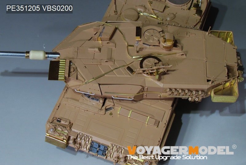 Maquette Voyager PE351205 Char de combat principal allemand Leopard 2A5 de base (pour RFM 5076) 1/35 – immagine 5