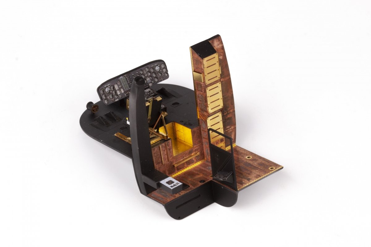 Eduard 321008 CH-54A ICM 1/32 – imagen 4