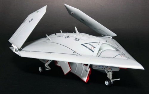 Freedom 18001 US Navy UCAS X-47B 1/48 – immagine 5