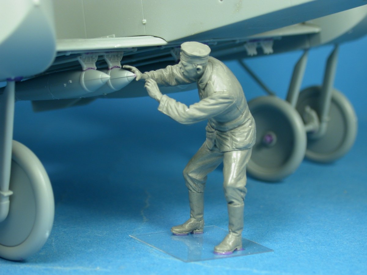 Maquette Copper State Models F32-014, membre d'équipage au sol d'un bombardier allemand n° 1, échelle 1/32
