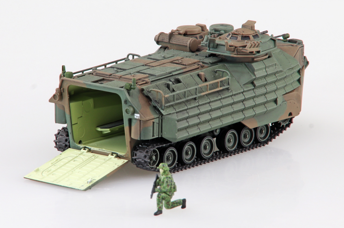 Aoshima 05664 JGSDF AAVP7A1 RAM/RS Brigade de déploiement rapide amphibie 1/72  – image 4