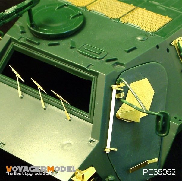 Maquette Voyager PE35052 Bundeswehr - TPz-1 Fuchs pour Revell au 1/35