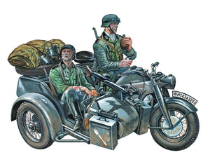 Italeri 0317 ZUNDAPP KS750 AVEC SIDECAR (1/35)