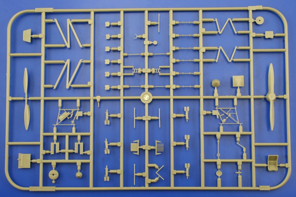 Eduard 8191 Avia B-534 III. série (Réédition) 1/48 – image 6