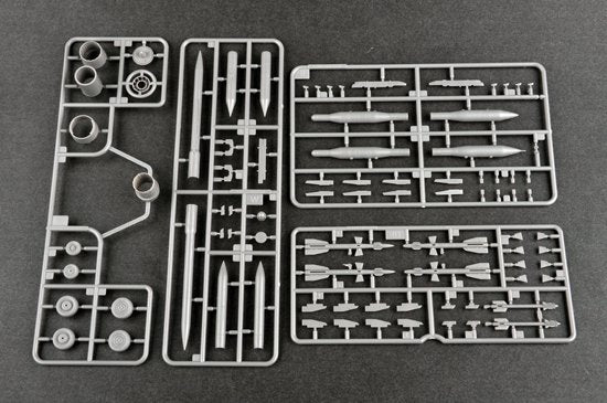 Trumpeter 01652 Chasseur-bombardier russe Su-34 Fullback 1/72 – image 14