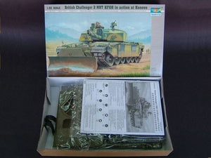 Trumpeter 00345 Char de combat principal britannique Challenger 2 KFOR en action au Kosovo (1/35) – Bild 3