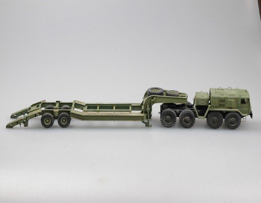 Trumpeter 00212 MAZ-537G Type de production tardive avec semi-remorque MAZ/ChMZAP-5247G (1/35) – Bild 3