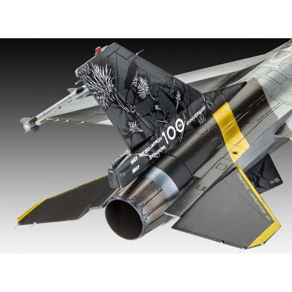 Revell 03905 Lockheed Martin F-16 MLu 100e anniversaire (1/72) – Bild 3