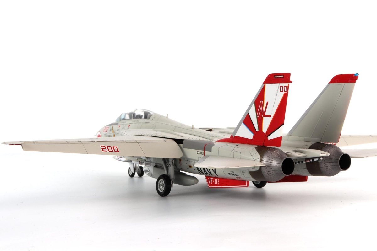 Maquette KA Models KP-72003A F-14A Tomcat « Sundowners » (ex Fujimi) au 1/72 – image 12