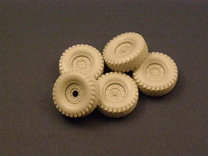 Roues de route Panzer Art RE35-075 avec roue de secours pour HUMVEE 1/35 – image 2