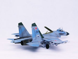 Trumpeter 02224 Sukhoi Su-27 Flanker B soviétique (1/32) – image 7