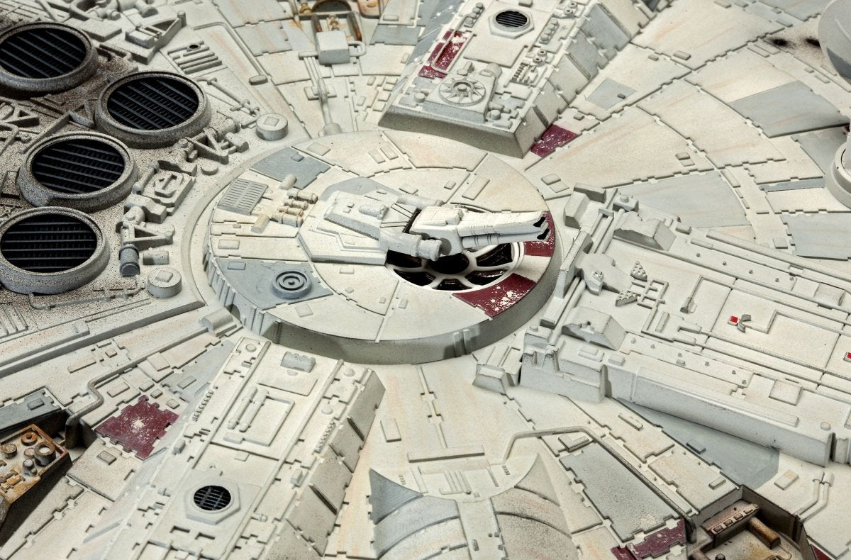 Revell 06718 Faucon Millenium (1/72) – image 6