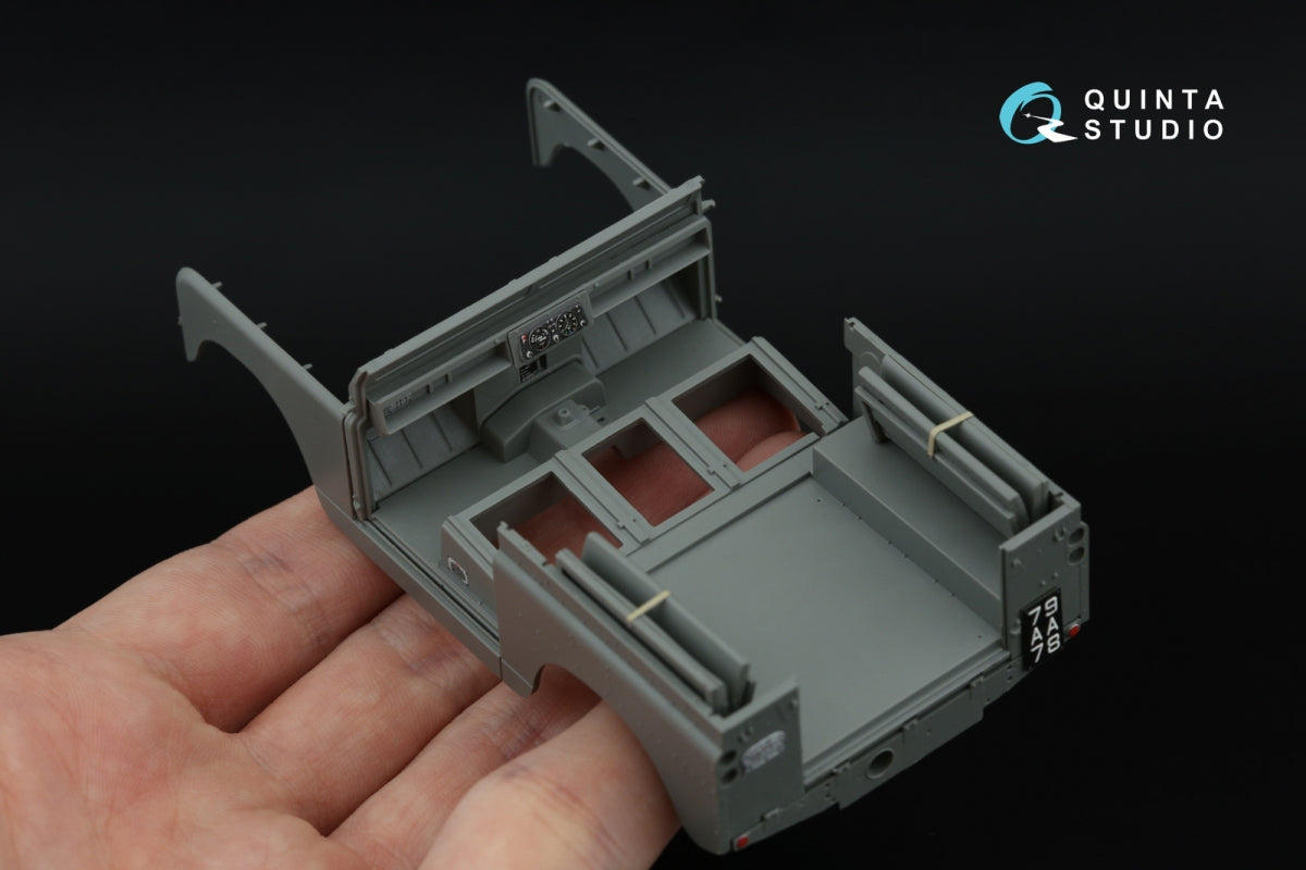 Intérieur imprimé en 3D et coloré sur papier décalcomanie (AK Interactive) pour Land Rover série 88 II (Quinta Studio QD+35139) (avec pièces en résine imprimées en 3D) à l&amp;#39;échelle 1/35 – Bild 13
