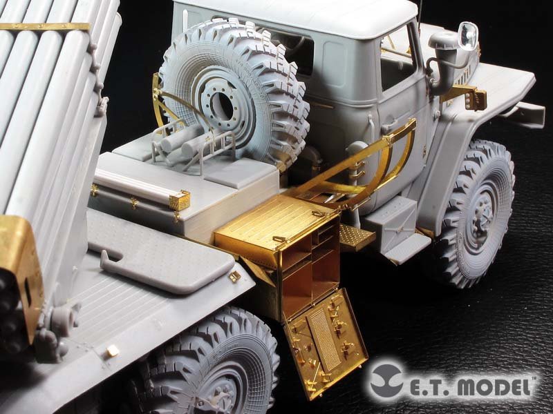 ET Model E35-191 Russian BM-21 Grad Multiple Rocket Launcher (For TRUMPETER 01013) (1/35) – image 6