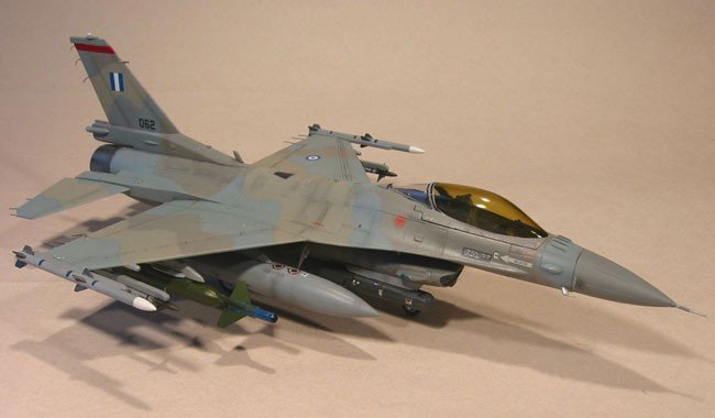 Hasegawa D18 F-16CJ Block 50 1/72 – image 3