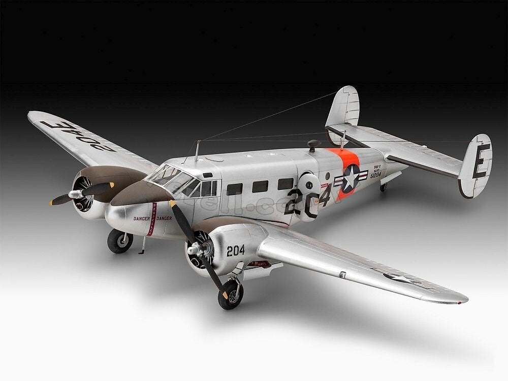 Revell 03811 Beechcraft Modèle 18 1/48 – immagine 8