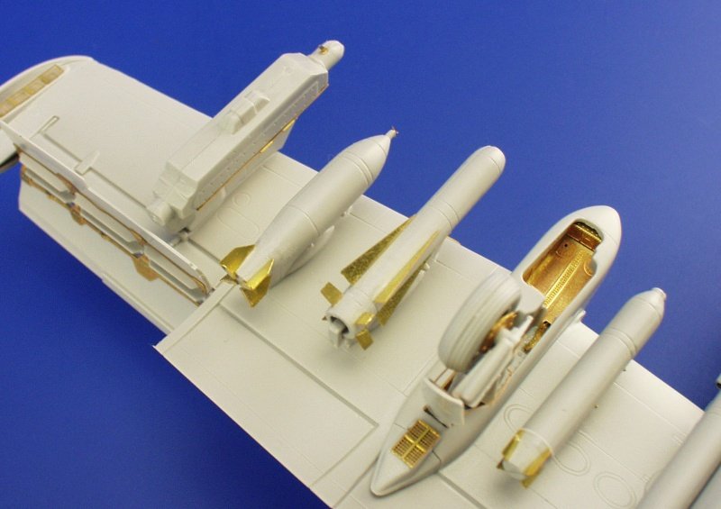 Armement Eduard 72440 A-10 1/72 ITALERI, REVELL – image 4