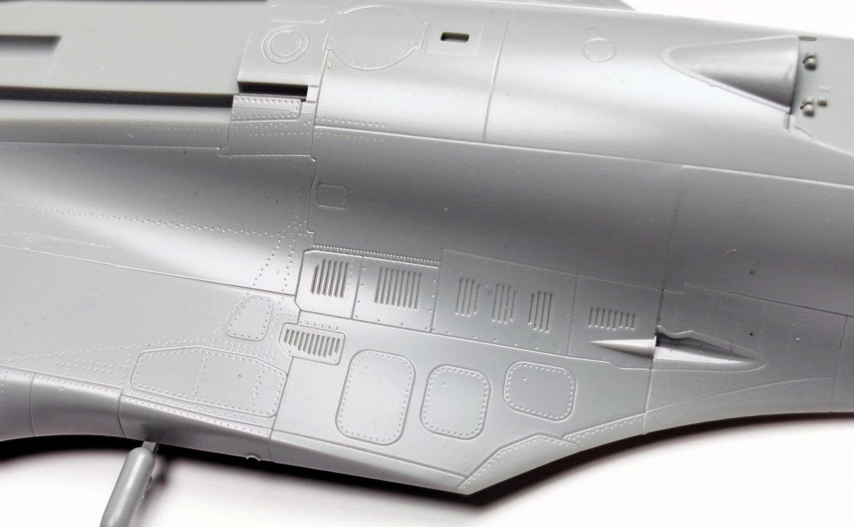 MiniBase 8001 SU-33 Flanker-D 1/48 – immagine 12