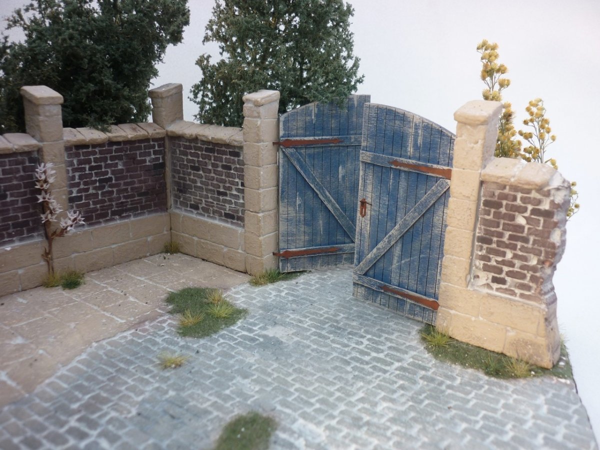 RT-Diorama 35214 Socle de diorama : « Jardin » 1/35  – immagine 4