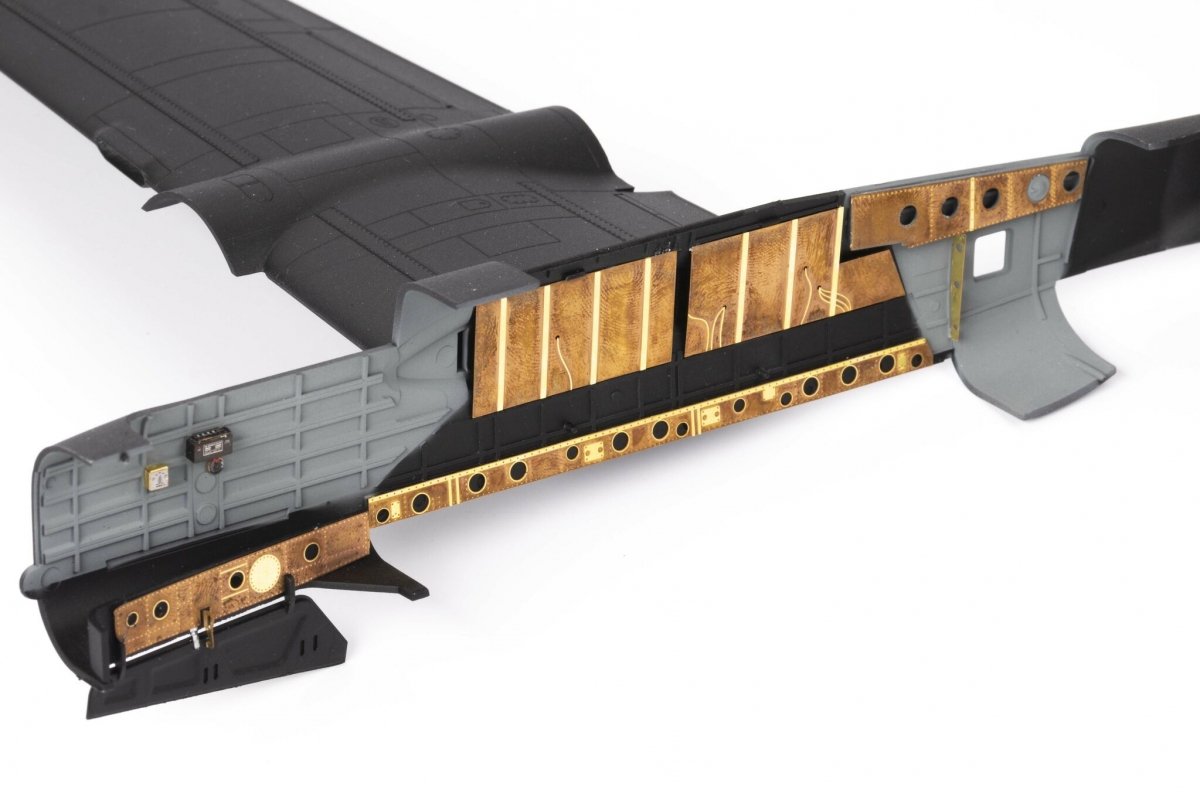 Baie à bombes Eduard 481079 B-26K Invader ICM 1/48 – image 4