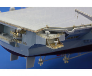 Eduard 17027 USS Nimitz CVN-68 (2005) TRUMPETER 1/700 – image 5
