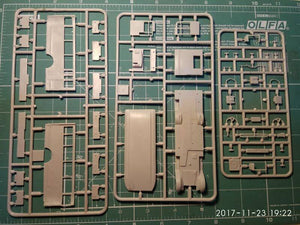 Maquette de bus soviétique ZiS-8 au 1/72 (réf. 72110)  – Bild 9