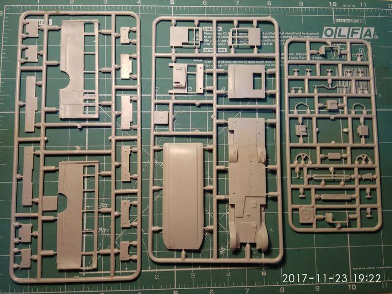 Maquette de bus soviétique ZiS-8 au 1/72 (réf. 72110)  – Bild 9