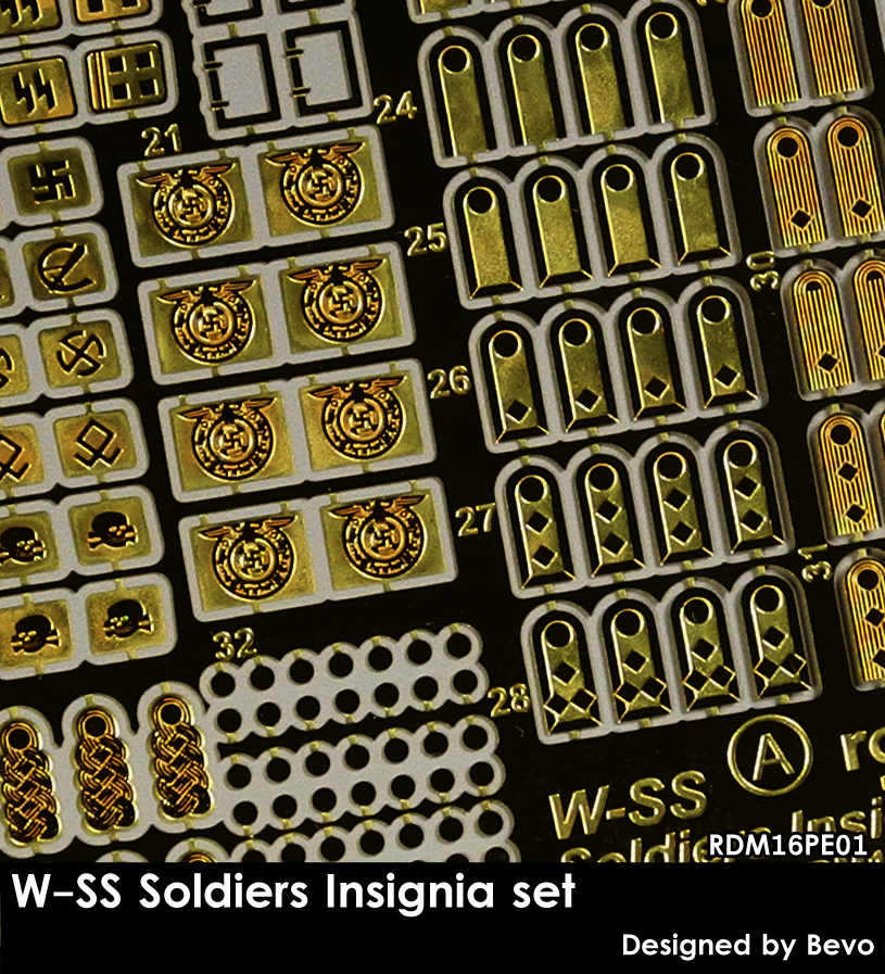 RADO Miniatures RDM16PE01 Set d'insignes de soldats W-SS - Set photogravé 1/16