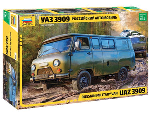 Zvezda 3644 Van militaire russe UAZ 3909 1/35