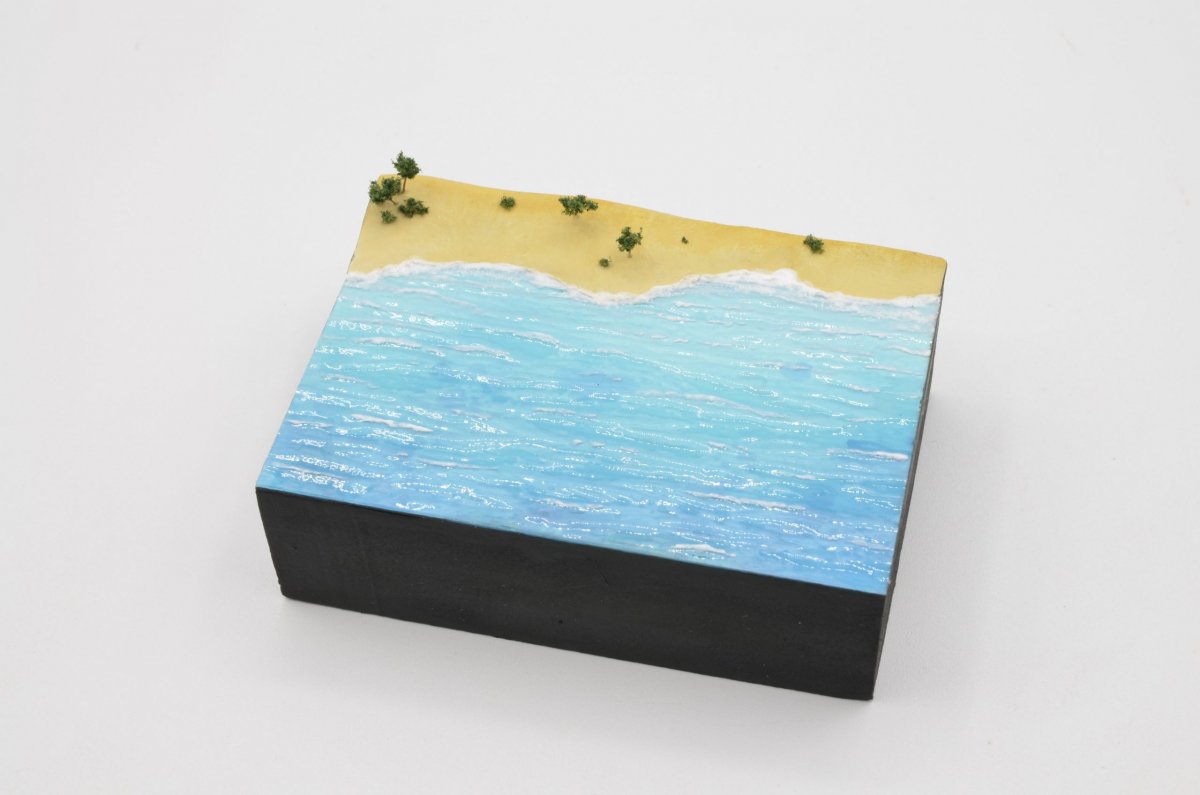 AK Interactive AK6584 FEUILLE D&amp;#39;EAU TRANSPARENTE EAU COURANTE 245 X 195MM / 9,64 X 7,68 “ – FEUILLE ACRYLIQUE TEXTURÉE – 1 UNITÉ – image 4
