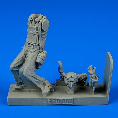 Aerobonus 320082 Pilote des Marines américains, Seconde Guerre mondiale - Théâtre du Pacifique, échelle 1/32