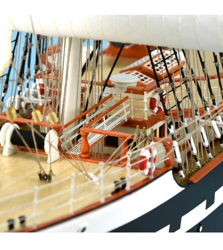 ARTESANIA LATINA 22519 Francuski żaglowiec szkolny Belem 1/75