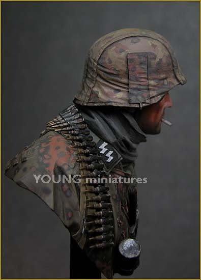Young Miniatures YM1804 Waffen SS allemands Ardennes 1944 1/10 – image 7