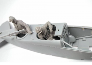 Copper State Models F32-021 DFW CV Équipage allemand 1/32 – imagen 3