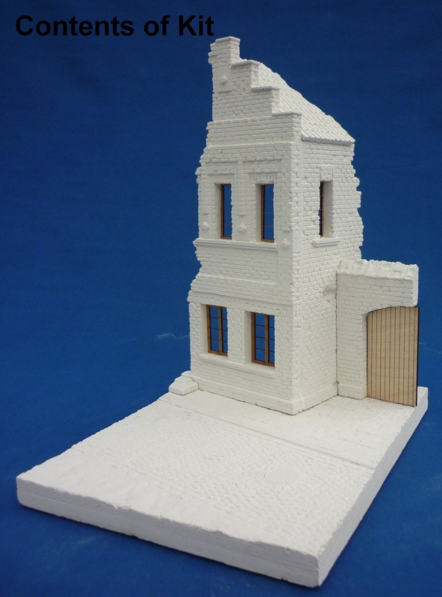 RT-Diorama 35202 Socle de diorama : Ruine de maison en briques 1/35  – immagine 2