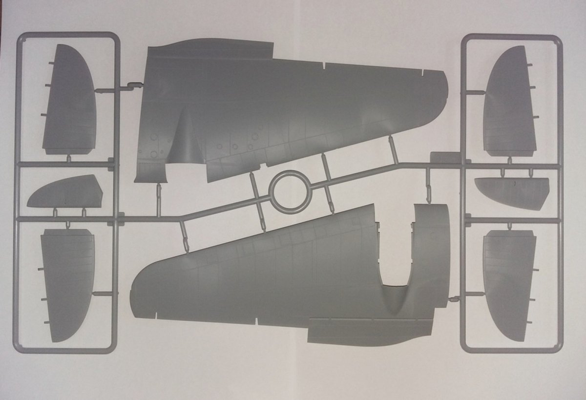 ICM 48262 He 111H-6, WWII German Bomber 1/48 – zdjęcie 13